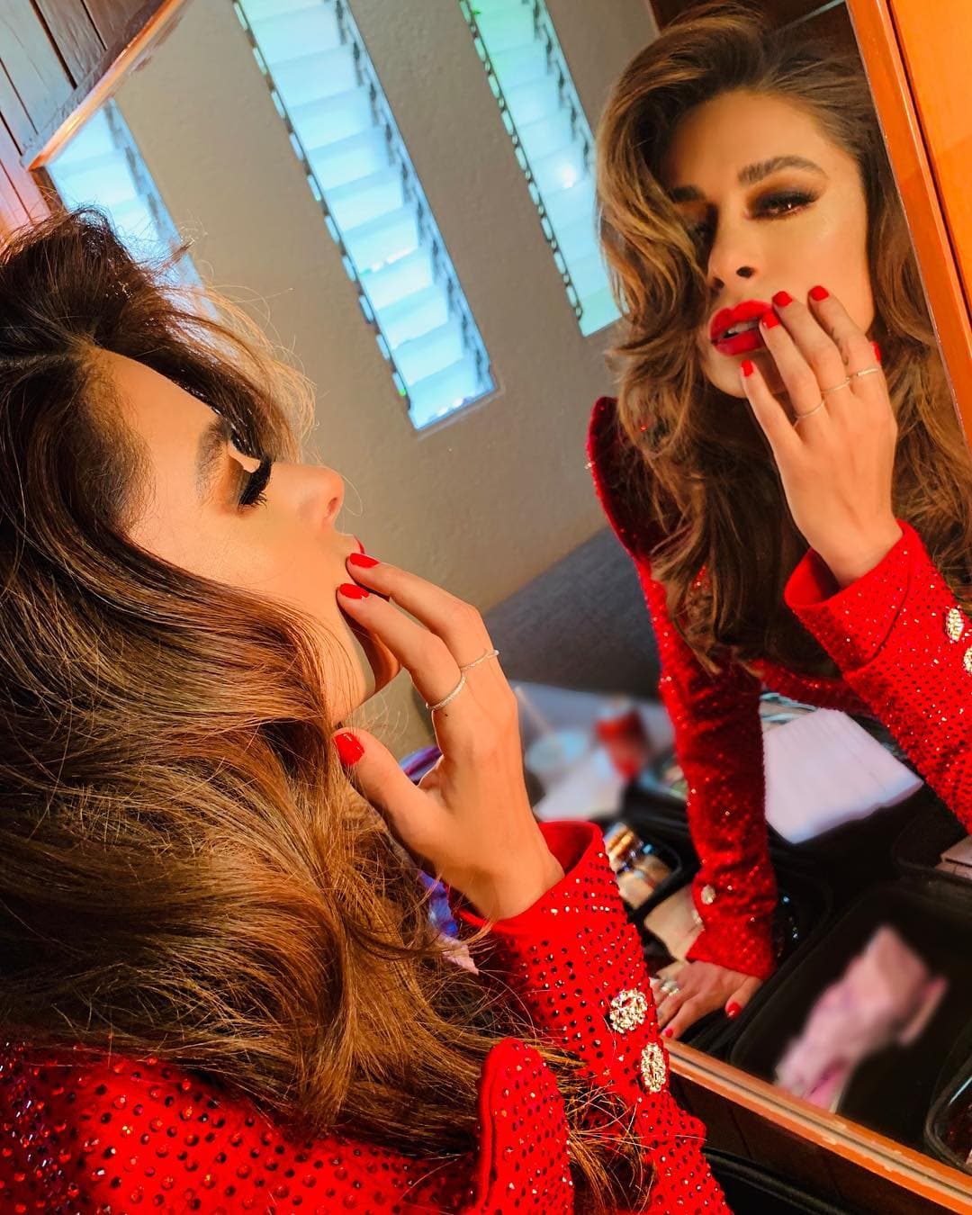 Galilea presume su buen estilo a través de las redes sociales.