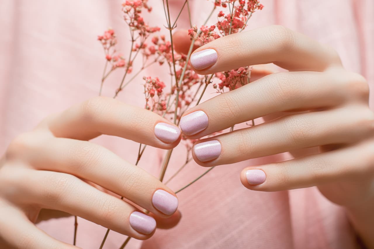 Colores de uñas que estarán en tendencia esta primavera