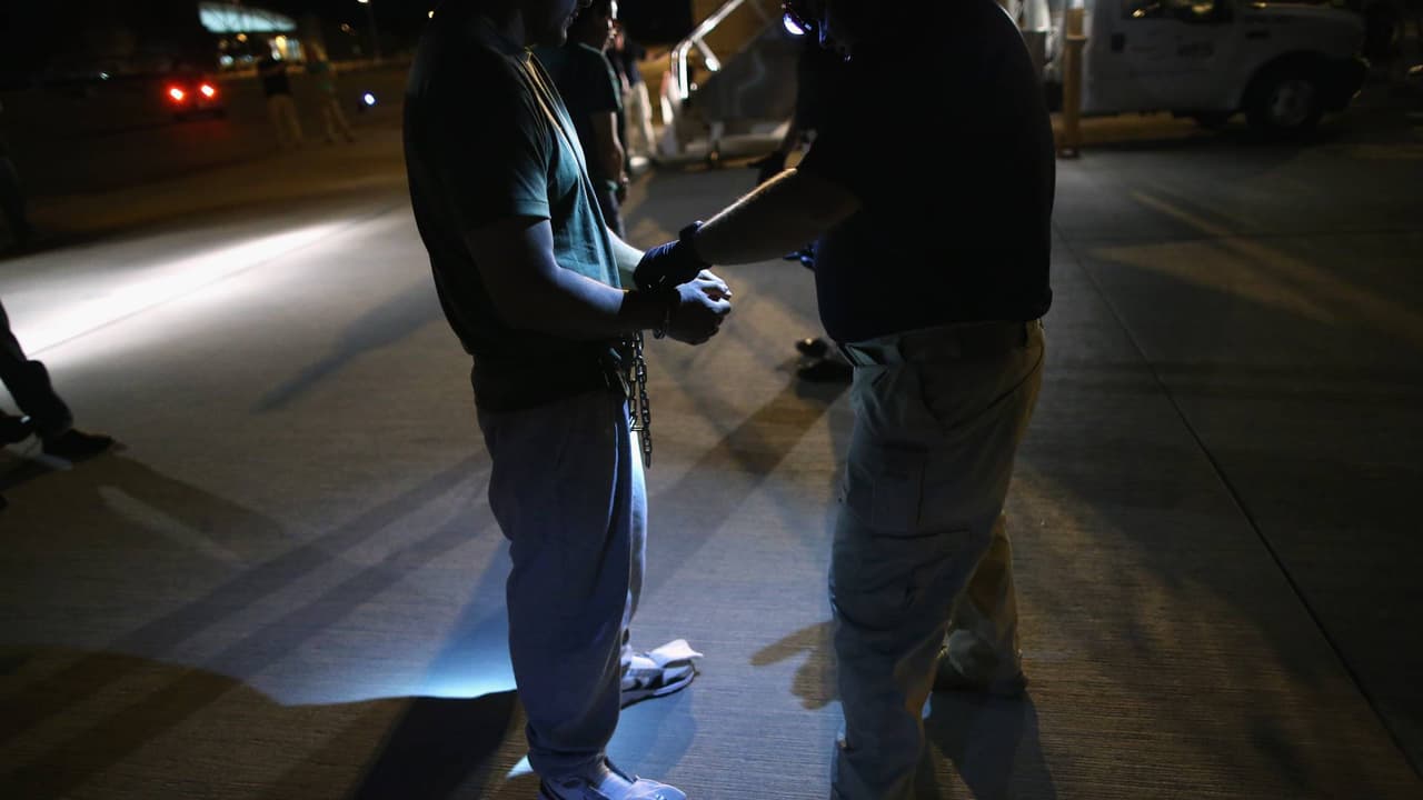 Esto se sabe de los cinco inmigrantes deportados por el gobierno Trump a Esuatini: uno es hispano