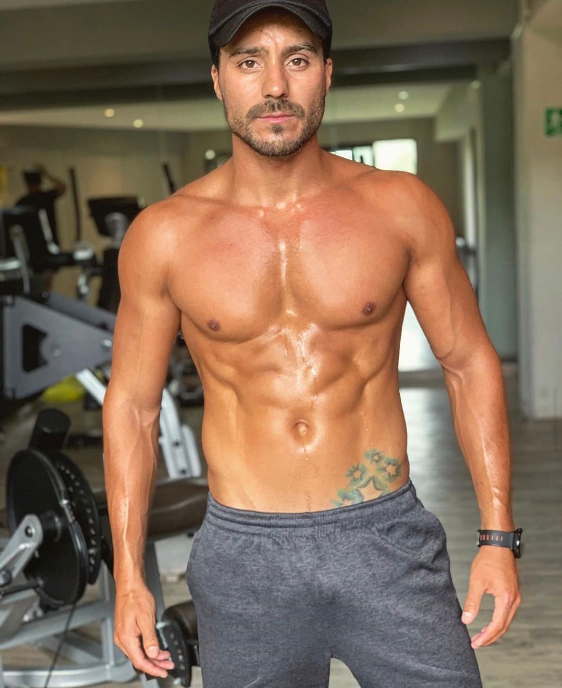 En su cuenta de Instagram, Julio comparte algunas fotografías que demuestran su amor por el deporte.