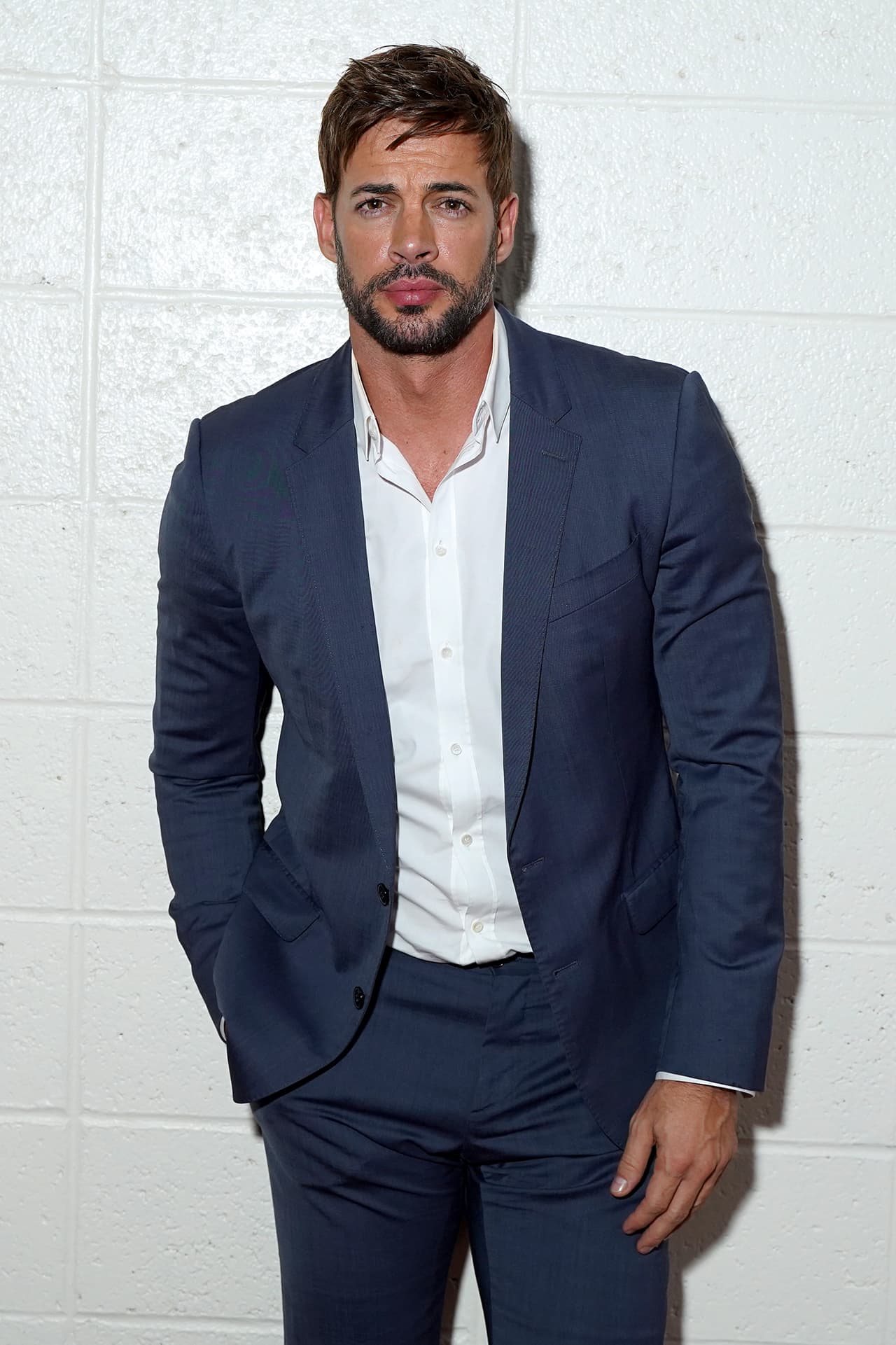 NEW YORK, NEW YORK - OCTOBER 06: William Levy poses backstage during People en Español 6th Annual Festival to Celebrate Hispanic Heritage Month - Day 2 on October 06, 2019 in New York City. (Photo by Jared Siskin/Getty Images for Festival People en Español)