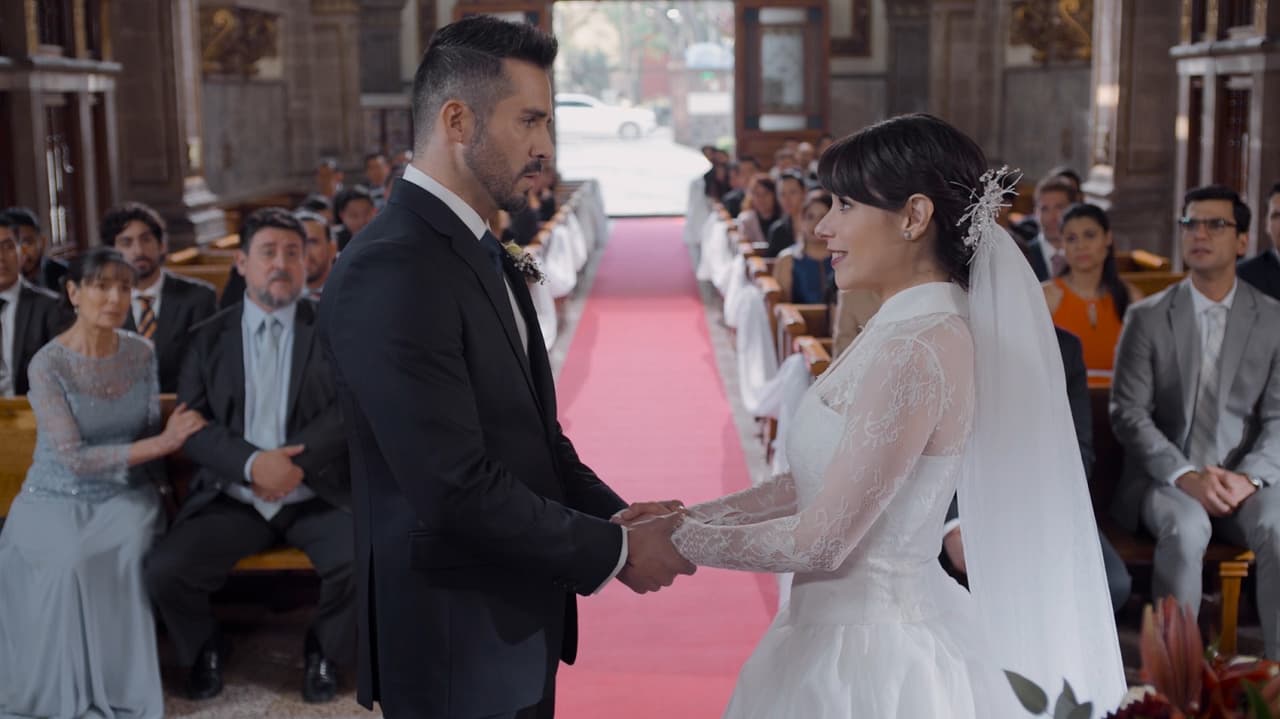Todo comenzó cuando Pedro desistió en unir su vida a la de Gina en pleno altar, momento en el que ella comenzó a tener un sentimiento de odio hacia el joven mecánico.