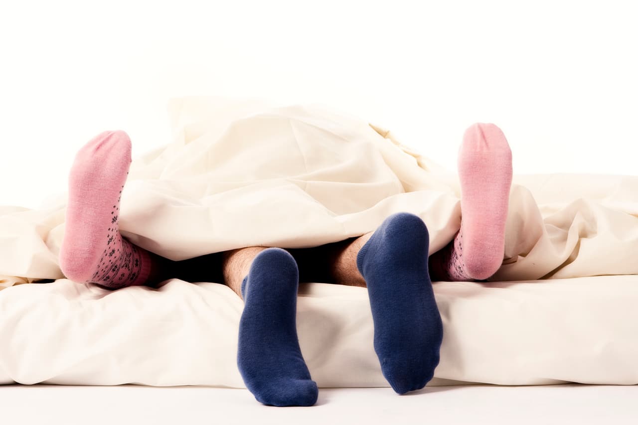 ¿Sexo con calcetines? ¡Conoce los beneficios!