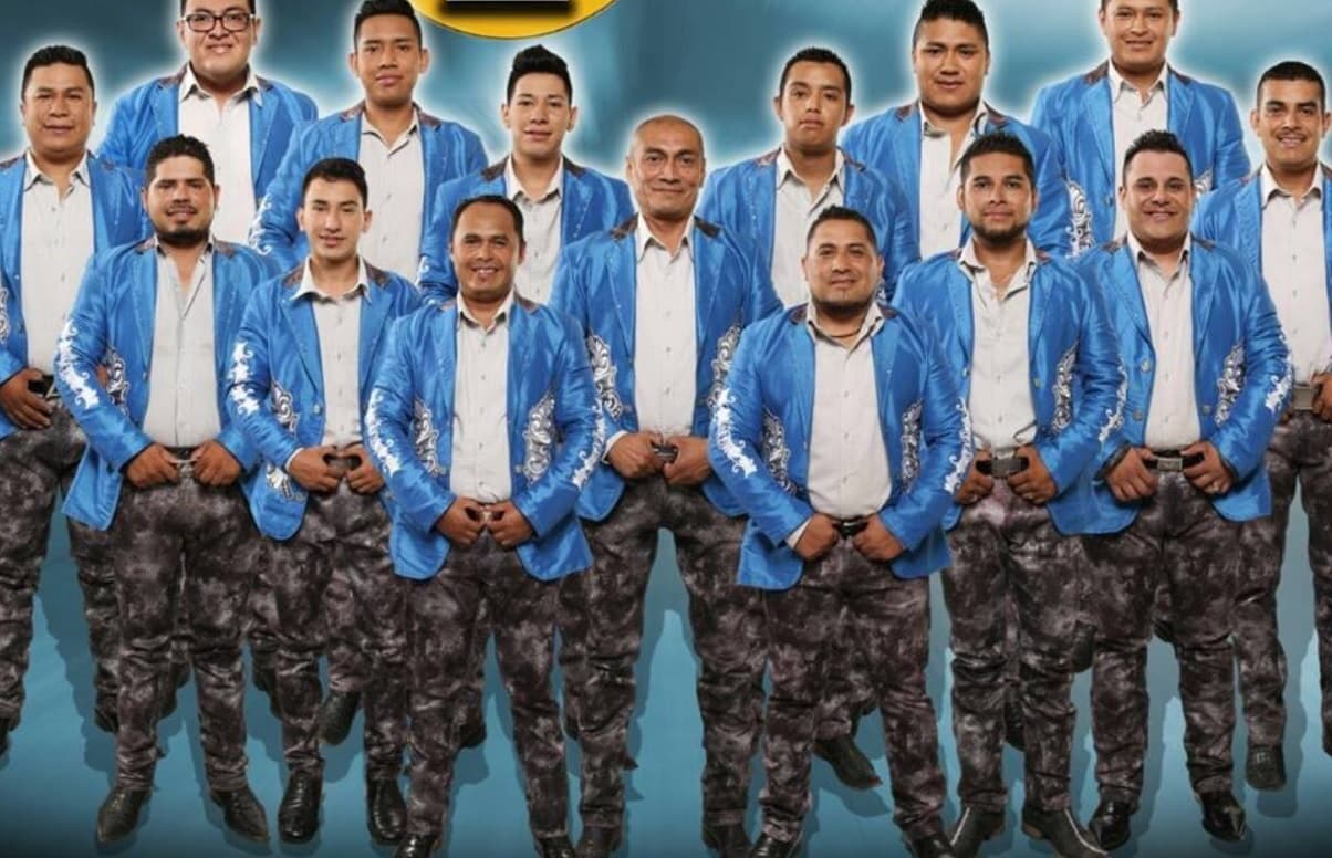 Mueren 6 integrantes de Banda La Trilladora en accidente