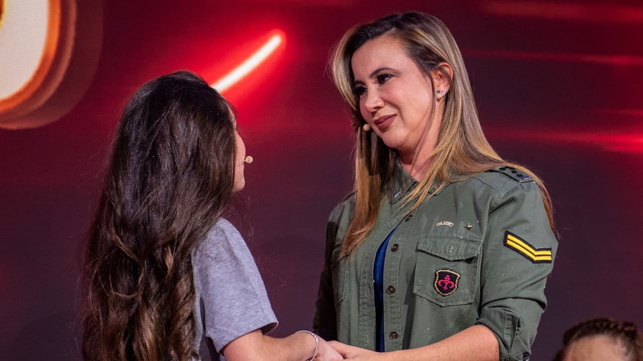 Hija de Mariazel le dedica tierno mensaje y ella rompe en llanto en 'Me Caigo de Risa'