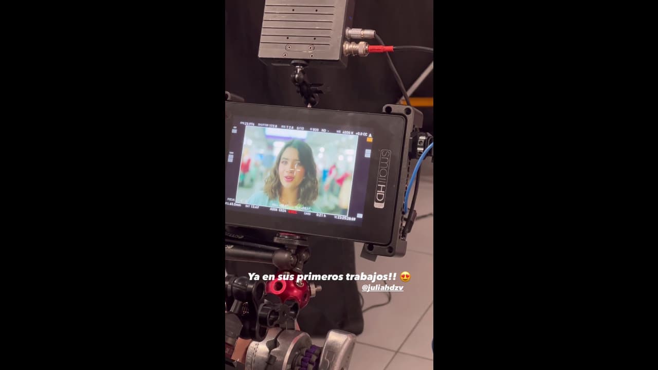 Hija de Mayrín Villanueva y Eduardo Santamarina debuta como modelo