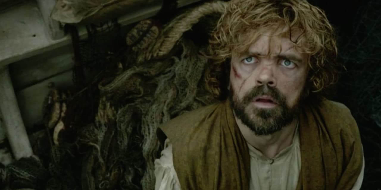 Peter Dinklage es vegetariano. Toda la ‘carne’ que aparece comiendo en la serie no es de verdad