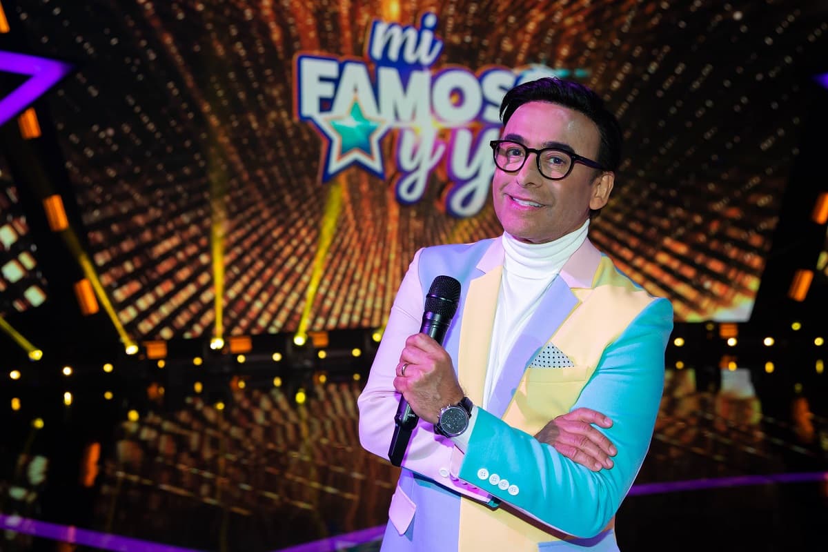 Adal Ramones anuncia que se abren las votaciones para elegir al mejor de 'Mi famoso y yo'.