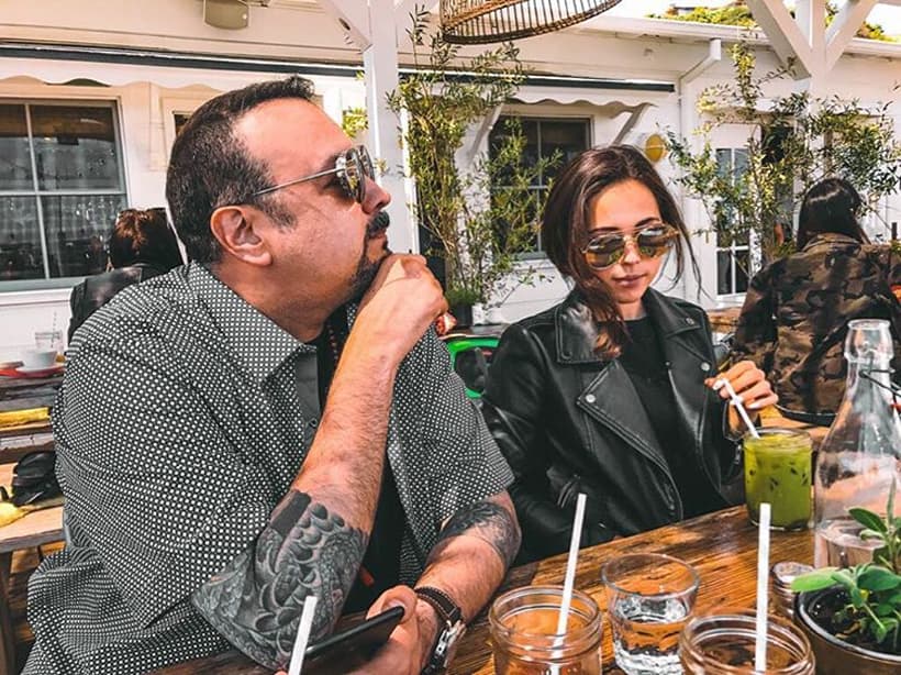 La joven es la hija mayor del segundo matrimonio de Pepe Aguilar con Aneliz Aguilar Álvarez, a quien conoció durante la filmación de un video musical de su hermano, el también cantante Toño Aguilar. Meses después se reencontraron y él la invitó a salir; desde entonces están juntos y tuvieron tres hijos, Leonardo, Ángela y Aneliz.