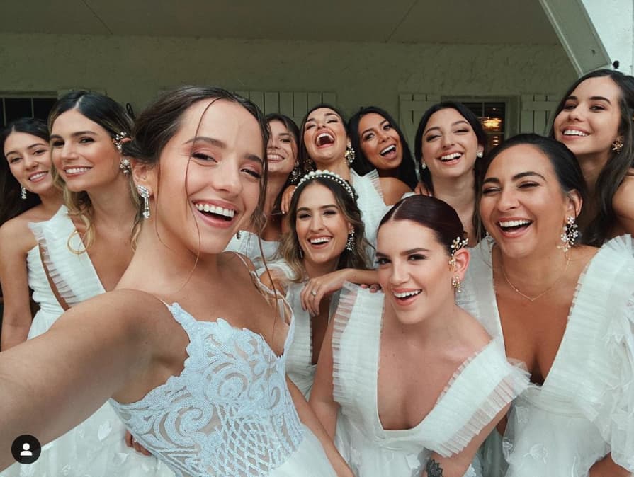Entre los invitados se encontraban José Luis Rodríguez, también conocido como ‘El puma’, Manuel Turizo, Isabella Castillo y su esposo Matías Novoa, Sara Escobar, Nicole Zignago y Jesse, cantante del dueto musical Jesse & Joy.