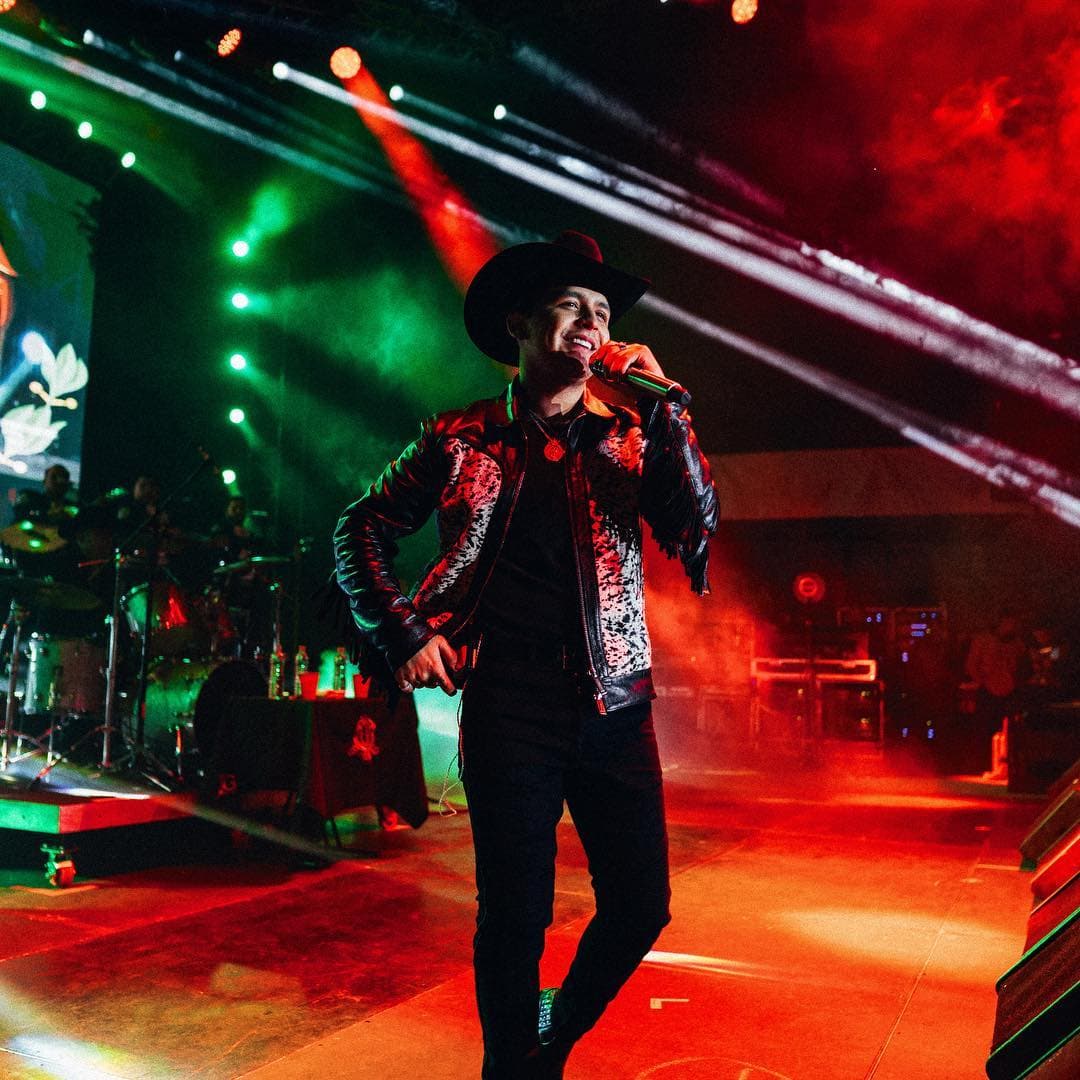 Christian Nodal formará parte de la fiesta de los Premios Bandamax 2019