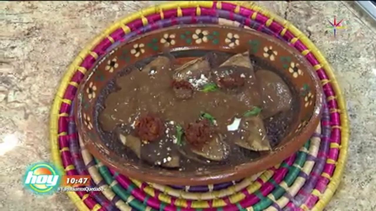 Cocina Enfrijoladas con chorizo y queso panela