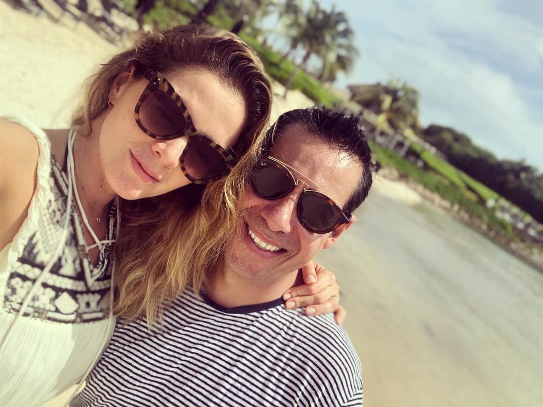 Yordi Rosado confirma la separación de su esposa Rebeca, tras 16 años de relación