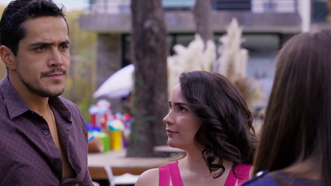 Yadira se pone celosa al ver a Felipe con Enriqueta