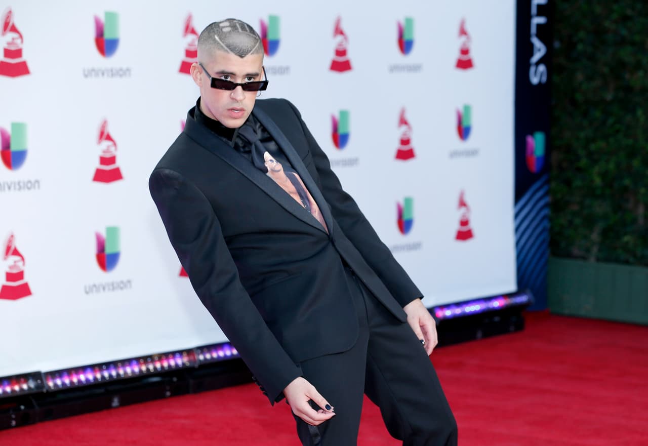Con sarcasmo, piden que le den a Bad Bunny un Premio Nobel de Literatura