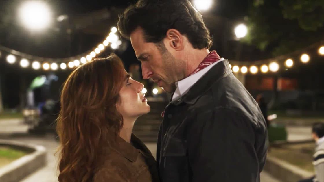 Renato confiesa que ama profundamente a Bárbara