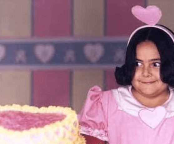 Vivan Los Niños se transmitió de 2002 al 2003 por el Canal de Las Estrellas de Televisa, contó con 155 episodios repletos de aventuras de la escuela primaria Patria Unida, con la maestra Lupita Gómez, quien entabla una bella amistad con sus alumnos.
<br>