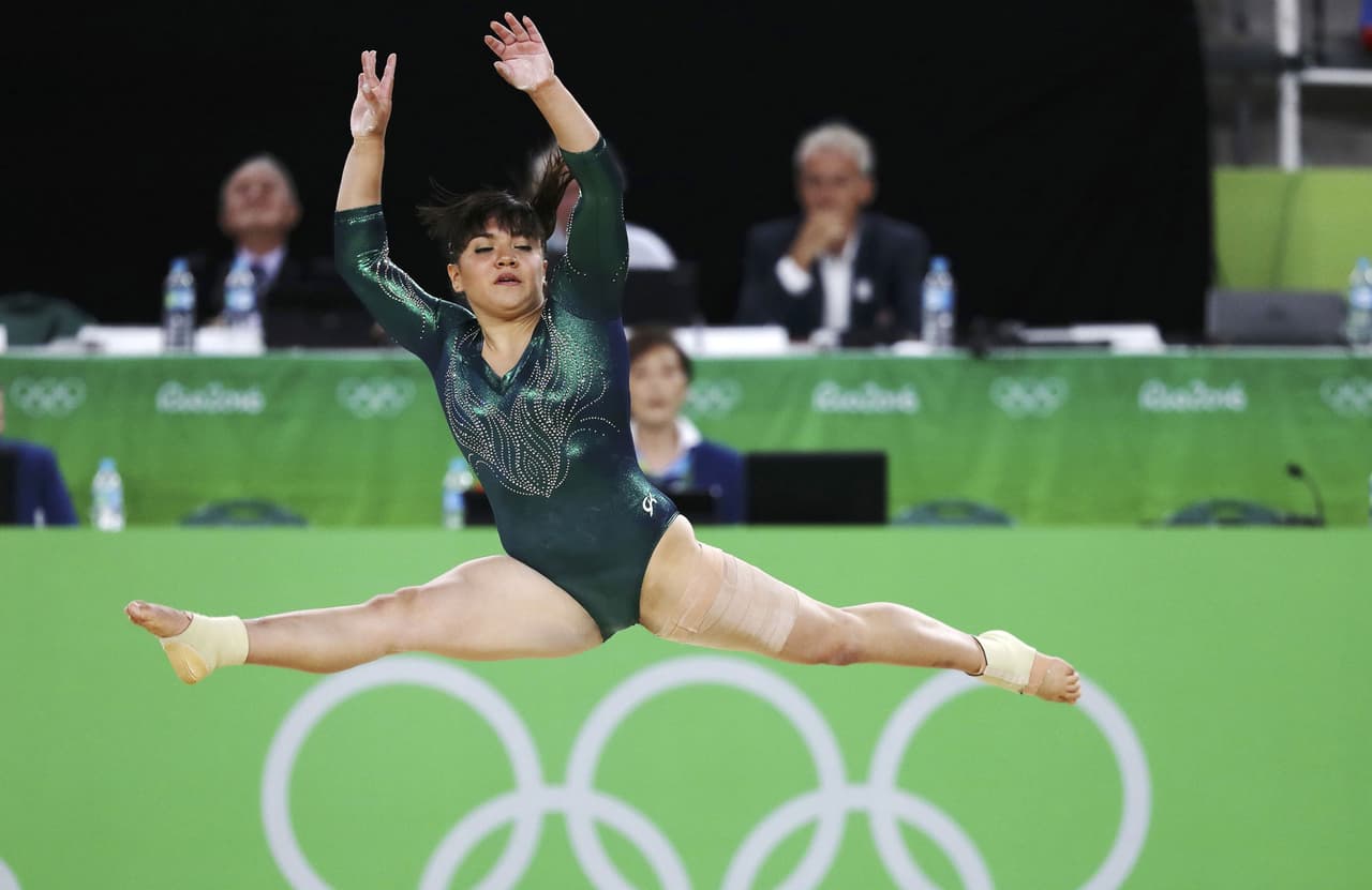El 8 de diciembre de 2018, Alexa se colgó la medalla de oro en la Copa de Gimnasia en Japón y el pasado 2 de noviembre hizo historia al ganar la medalla de bronce en el Mundial de Gimnasia Artística.