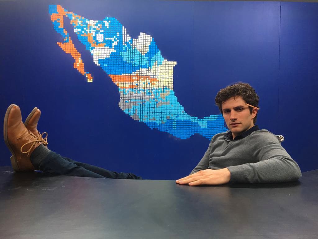 Dario Yazbek defiende a su hermano Gael García de troleo en redes