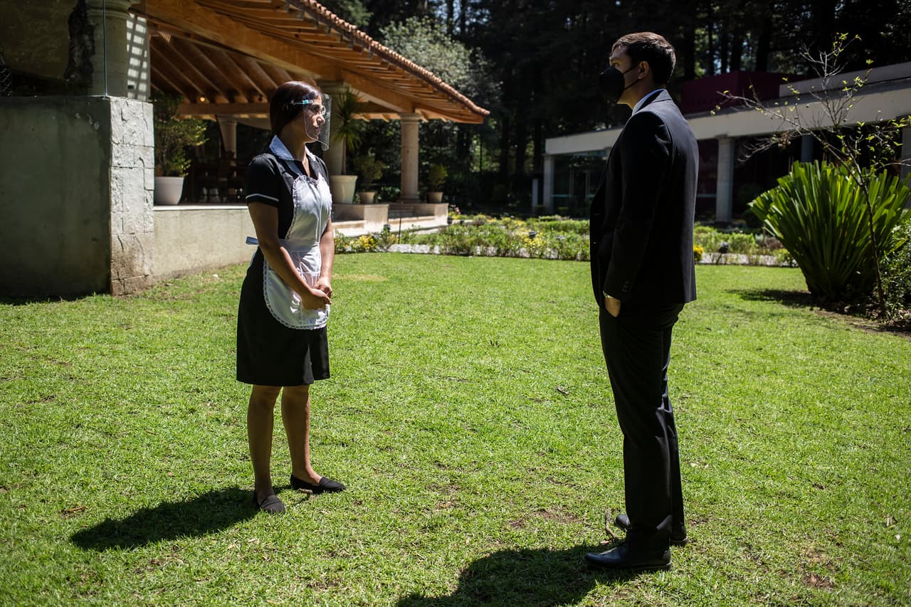 En la telenovela, Tania Lizardo da vida a 'Luz', mientras que Lalo Palacios a 'Pablo'.