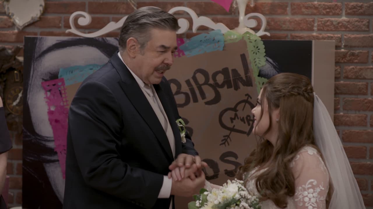 Plácido no cabía de felicidad al ver tan radiante a su hija, aunque no estaba de acuerdo con la boda.
