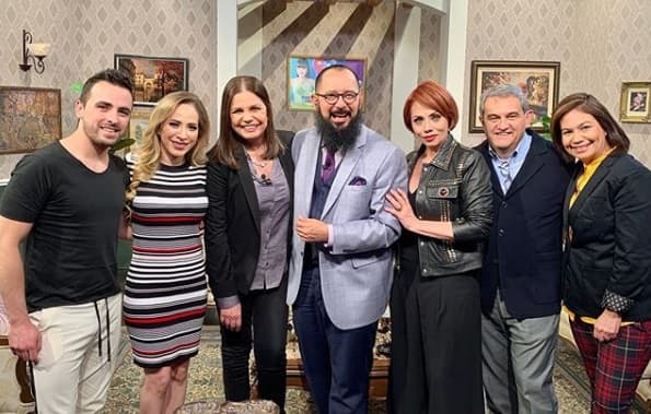 Martín Ricca tiene emotivo reencuentro con la productora Rosy Ocampo
