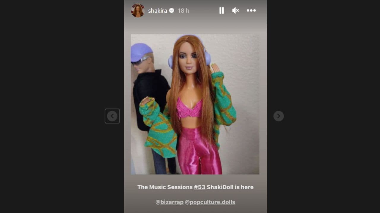 Muñeca inspirada en Shakira con el look de su video "BZRP Music Sessions #53"