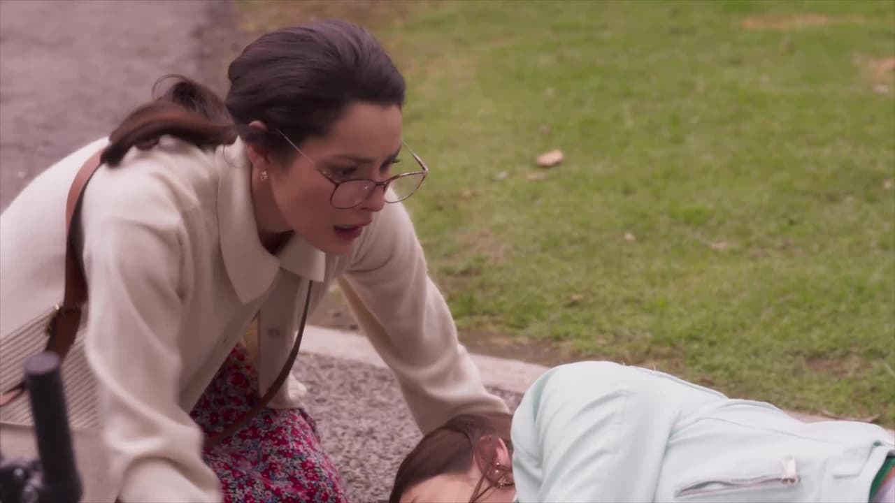 Verónica por fin logra acercarse a su hija