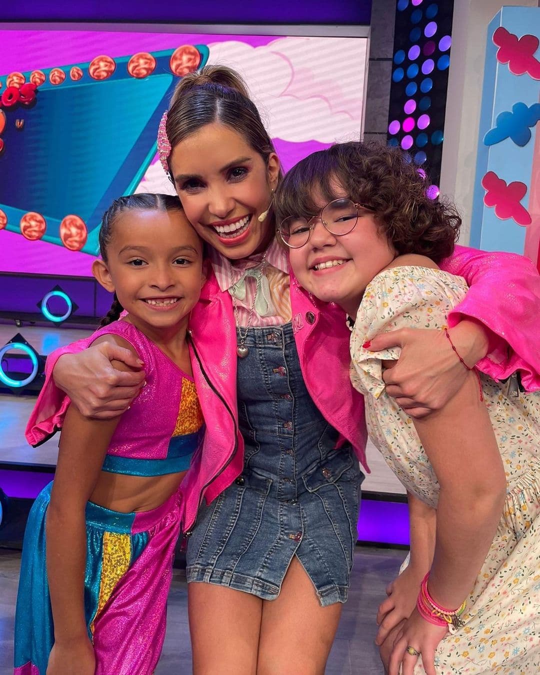 Andrea Escalona celebra 35 años de éxitos y lo hace en el programa Hoy