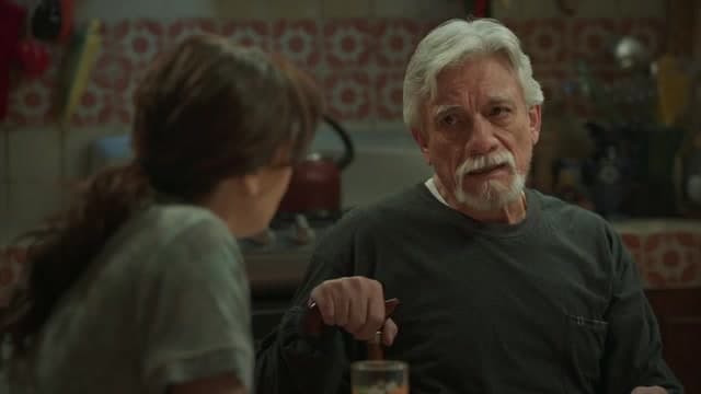 Delfino desprecia a Aura por culpa de Rebeca