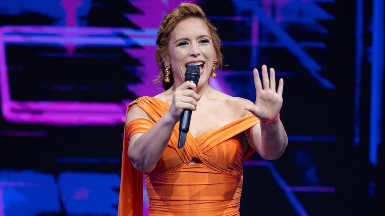 Angélica Vale demuestra que es toda una experta en los ochenta en Juego de Voces 2026