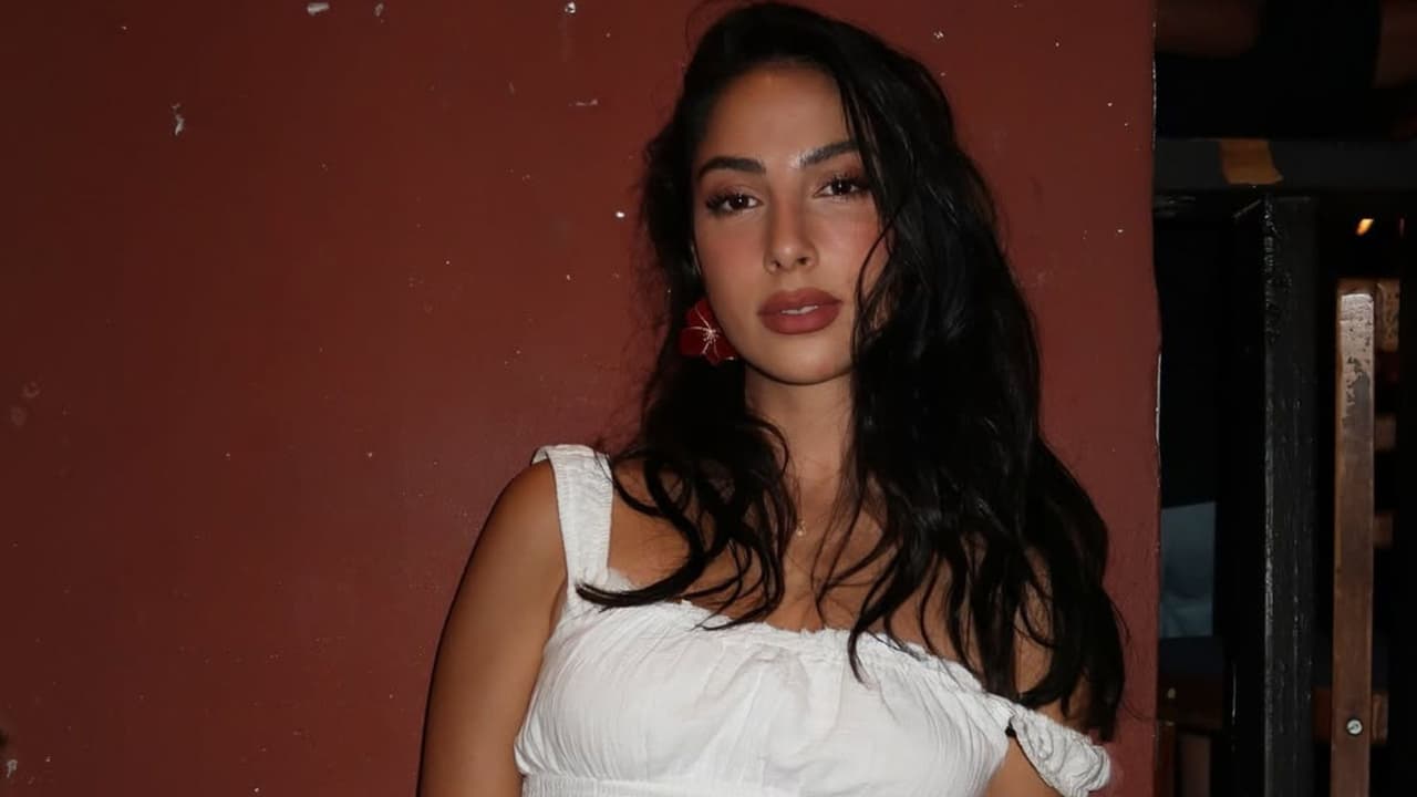 María Chacón anuncia que llegará al altar con su novio y presume las fotos de su romántico compromiso