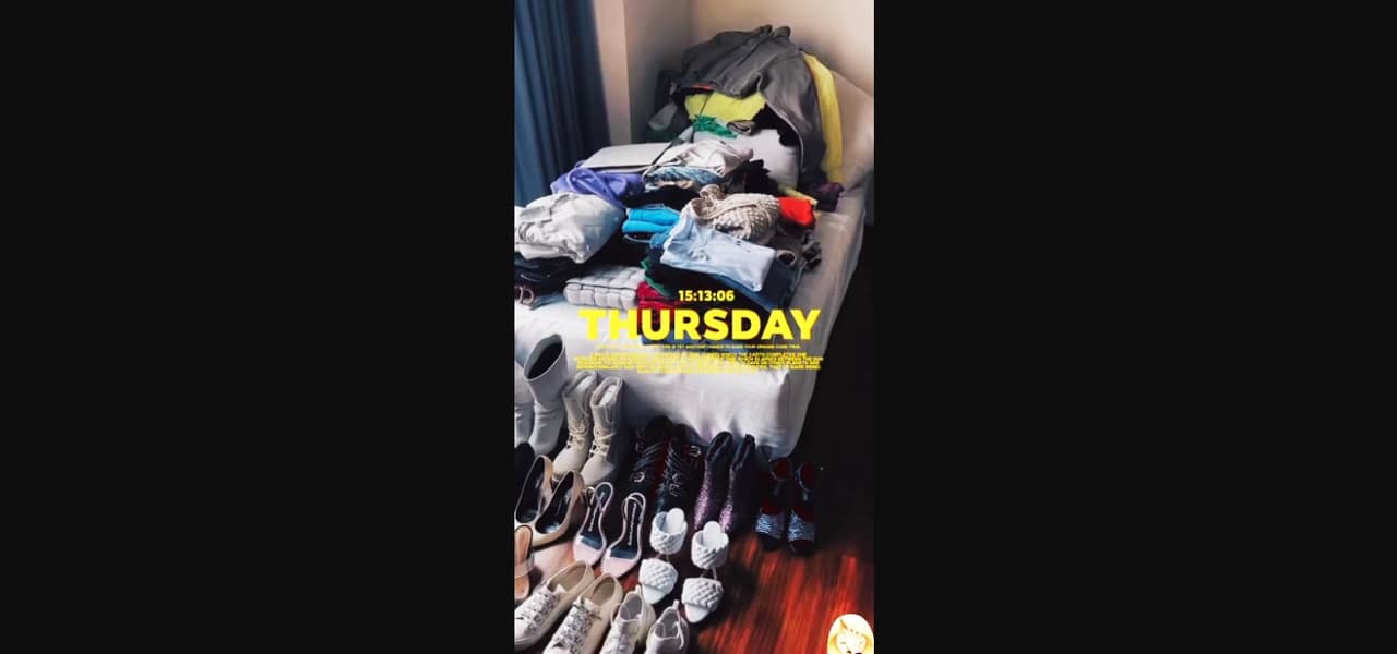 Días antes de emprender su nueva aventura, la actriz detalló en su perfil personal algunas de las prendas que se llevaría, entre las que están una lujosa y costosa colección de zapatos.
