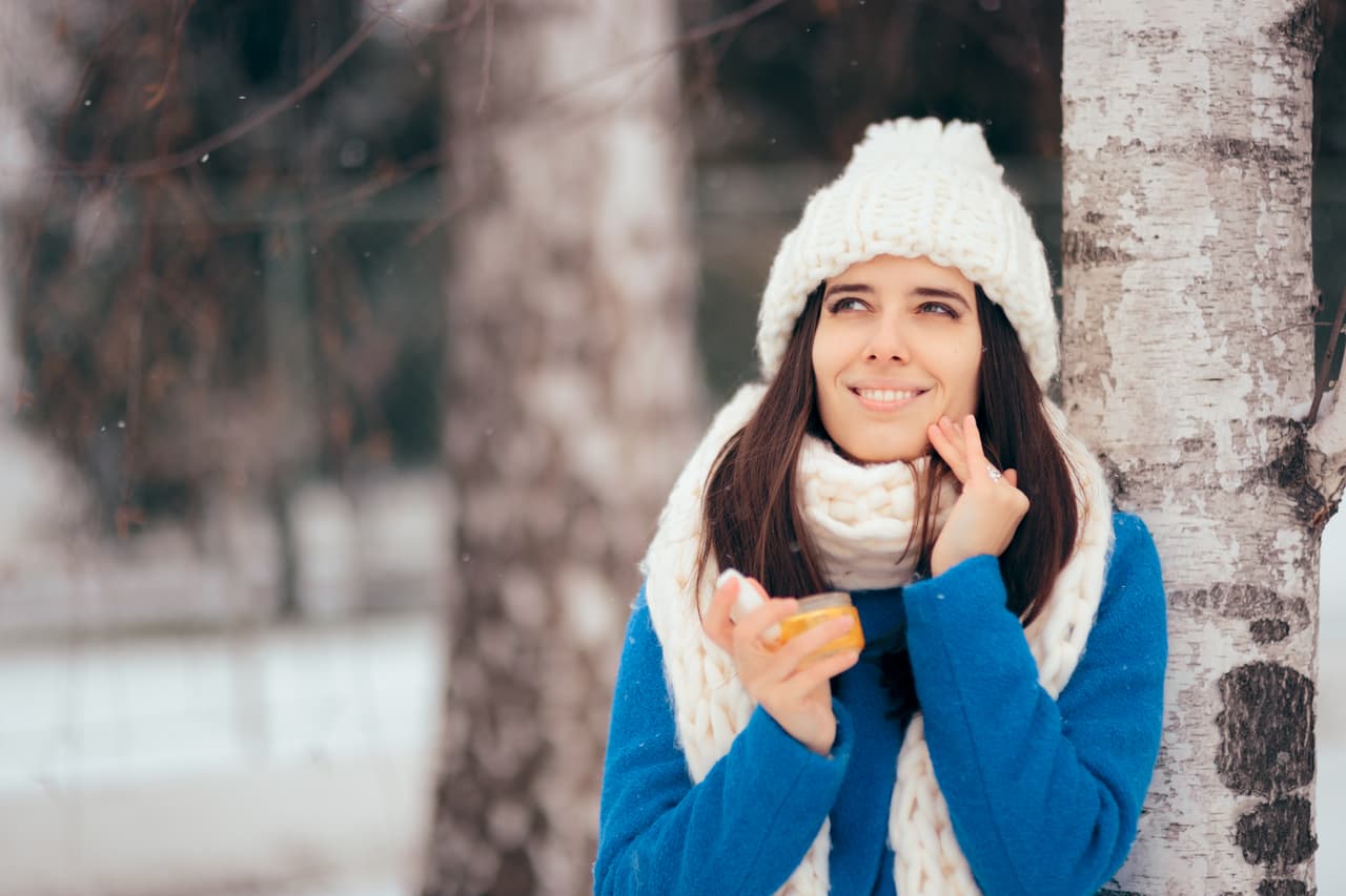 ¿Cómo evitar la resequedad de labios y piel en invierno?