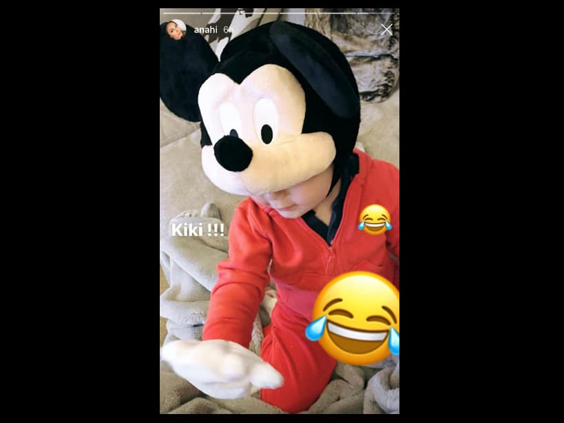 Anahí comparte foto de su hijo Manuel disfrazado de Mickey Mouse.