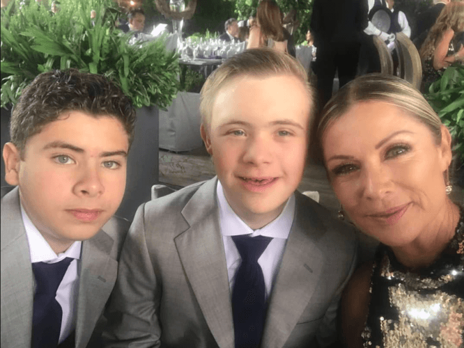 Hijos de Lety Calderón rompen la red al aparecer en nueva foto casi irreconocibles.