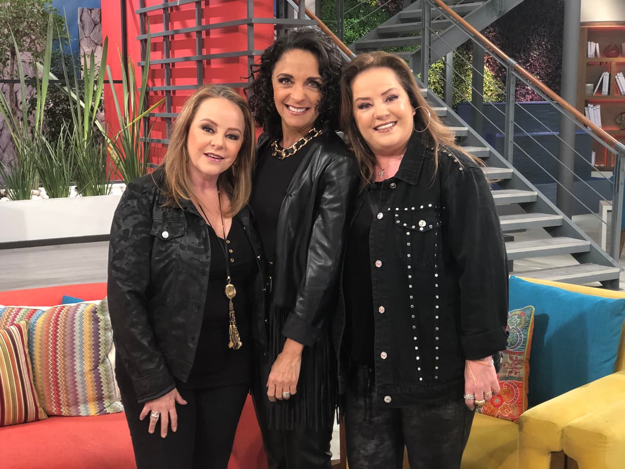 Isabel, Fernanda y Mayte. Pandora regresa con nuevo disco y tiene colaboraciones con Joss Favela.
