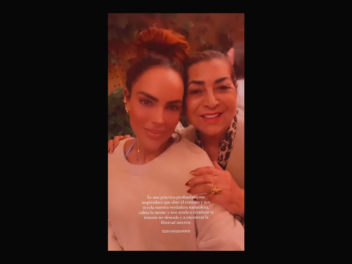 Doña Mercedes está orgullosa de su hija Sara Corrales