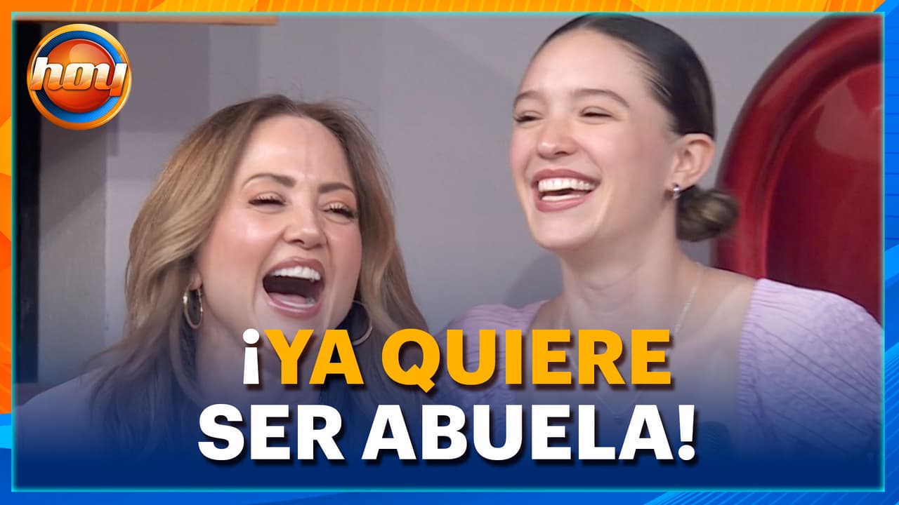 Andrea Legarreta lanza inesperada petición a su hija Mía en pleno festejo del Día de las Madres