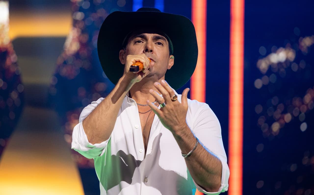 Ernesto D'Alessio sorprende al cantar banda en Juego de Voces 2026 y así reaccionaron sus fans