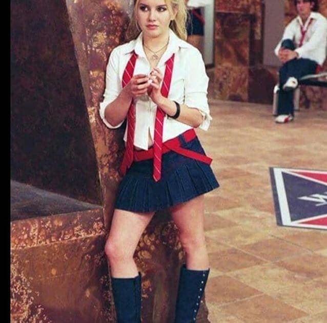 María Fernanda Malo, recordada por su participación como la perversa 'Sol de la Riva' en la telenovela 'Rebelde' , recientemente ha sorprendido en su cuenta oficial de Instagram al compartir algunas modificaciones que ha realizado a su imagen.