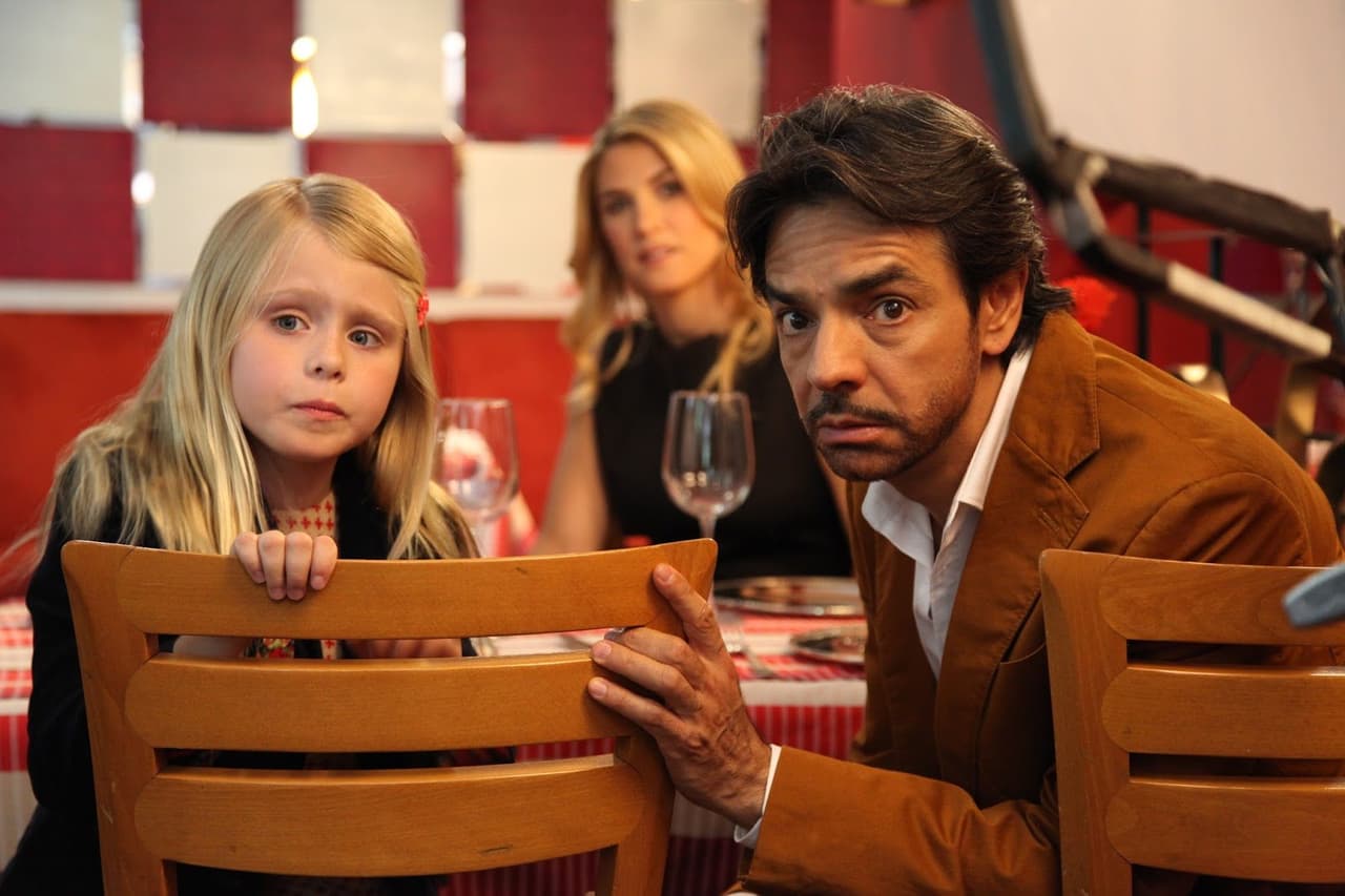 Eugenio Derbez vive emotivo reencuentro con elenco de ‘No se aceptan devoluciones’