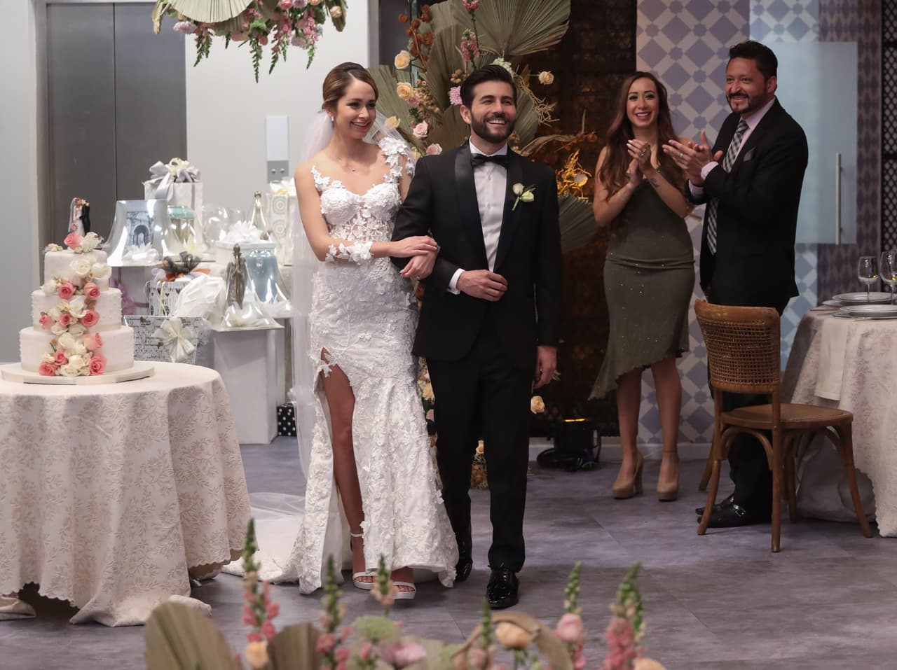 En fotos: Lo que no se vio en la boda de Cony y Mariano de 'Qué le pasa a mi familia?'