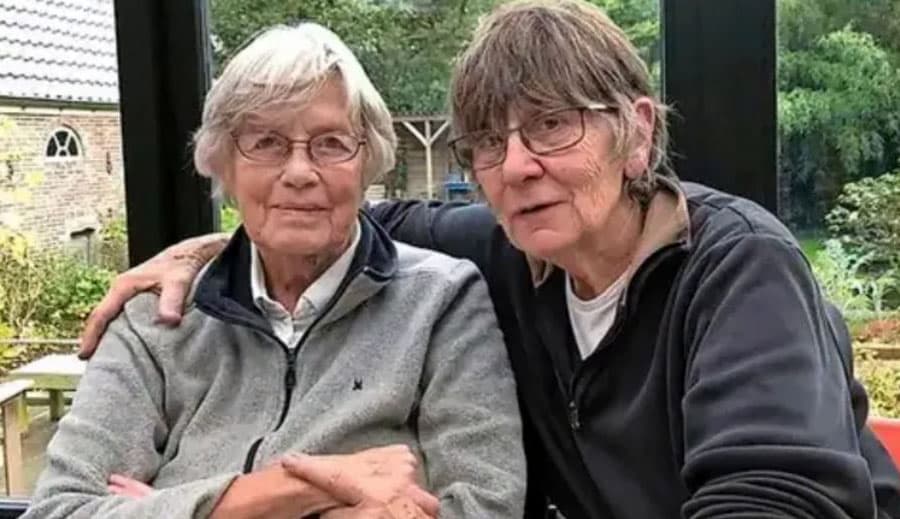 Monique y Loes