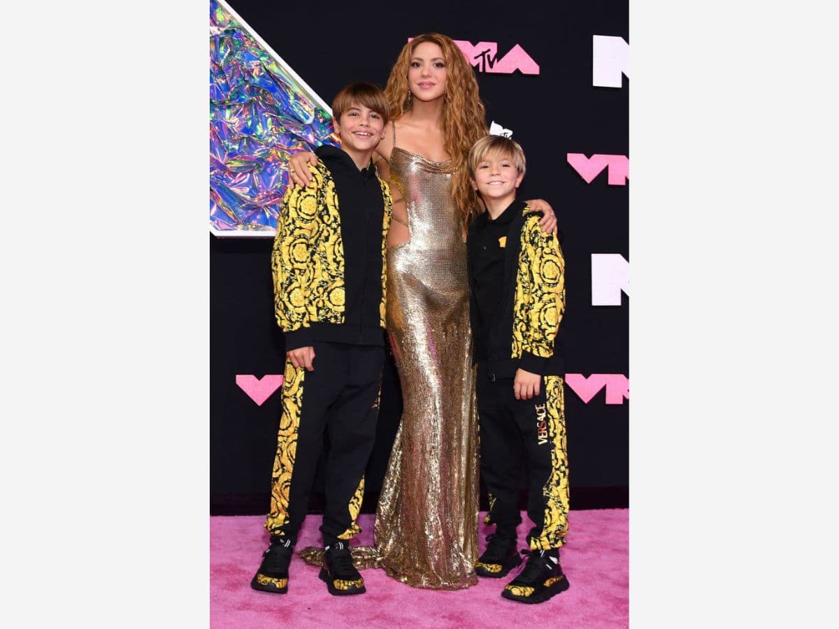 Shakira brilló al lado de sus hijos Milan y Sasha.