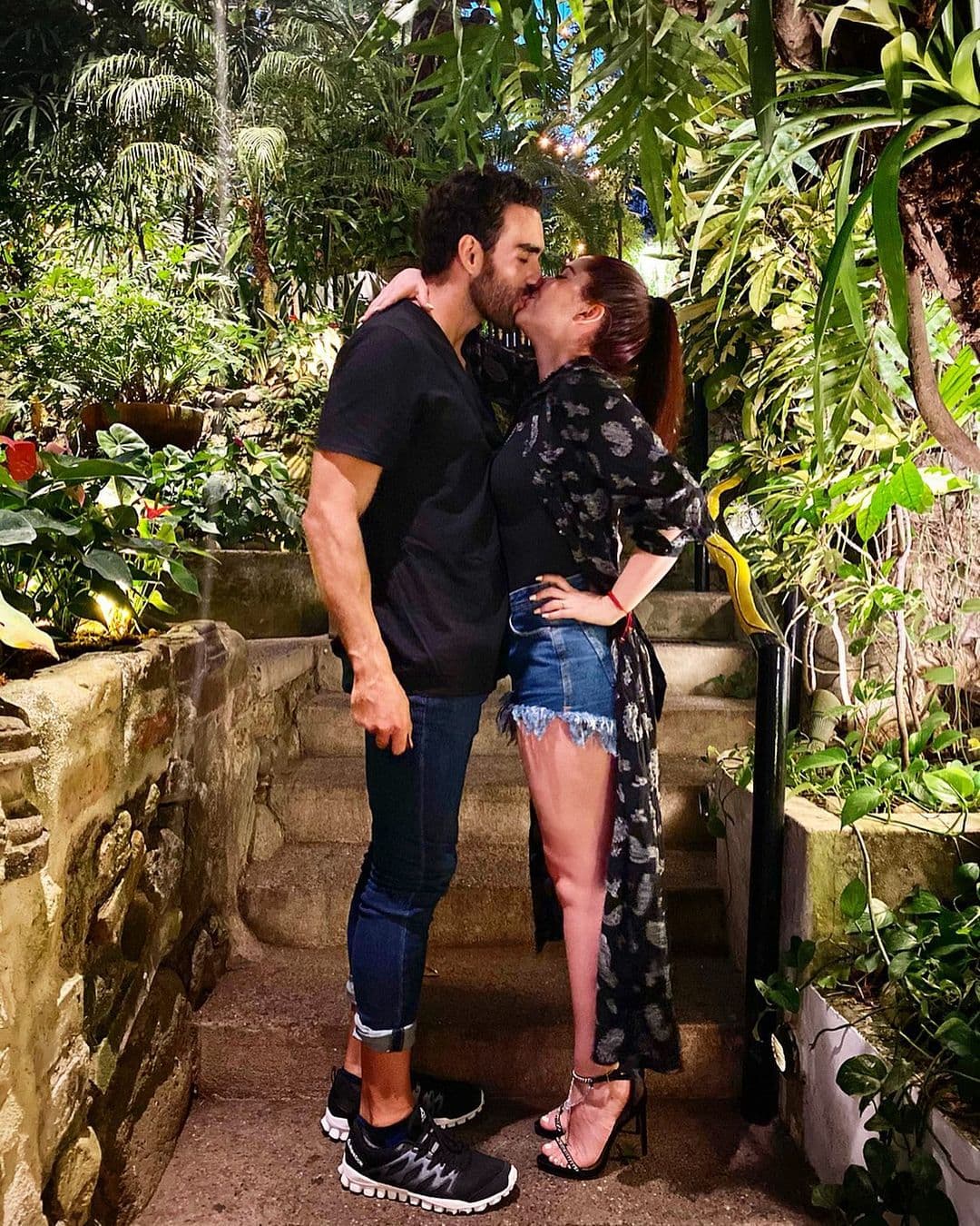 Diego es fruto del amor entre Ariadne Díaz y Marcus Ornellas, quienes hace unos días celebraron su sexto aniversario de novios.