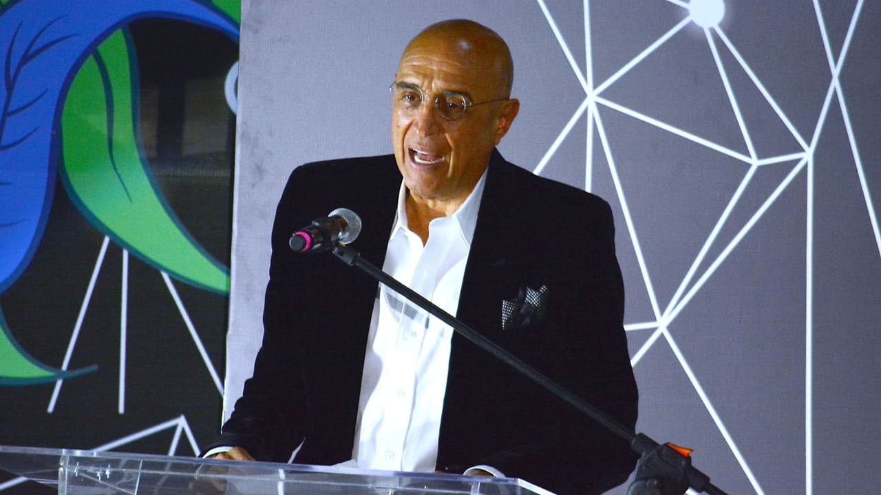 Productor Pedro Torres comienza a despedirse tras crisis de salud: Esto se sabe