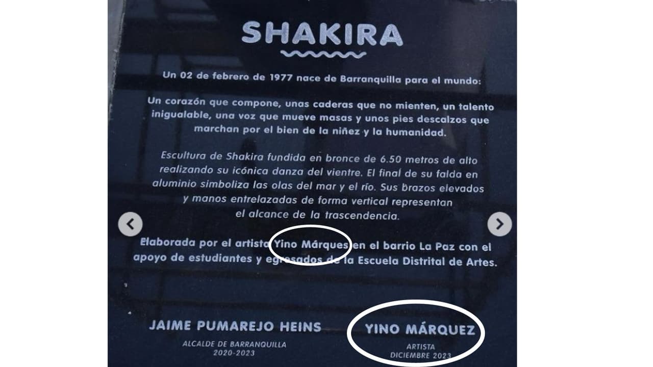 Placa de la estatua de Shakira