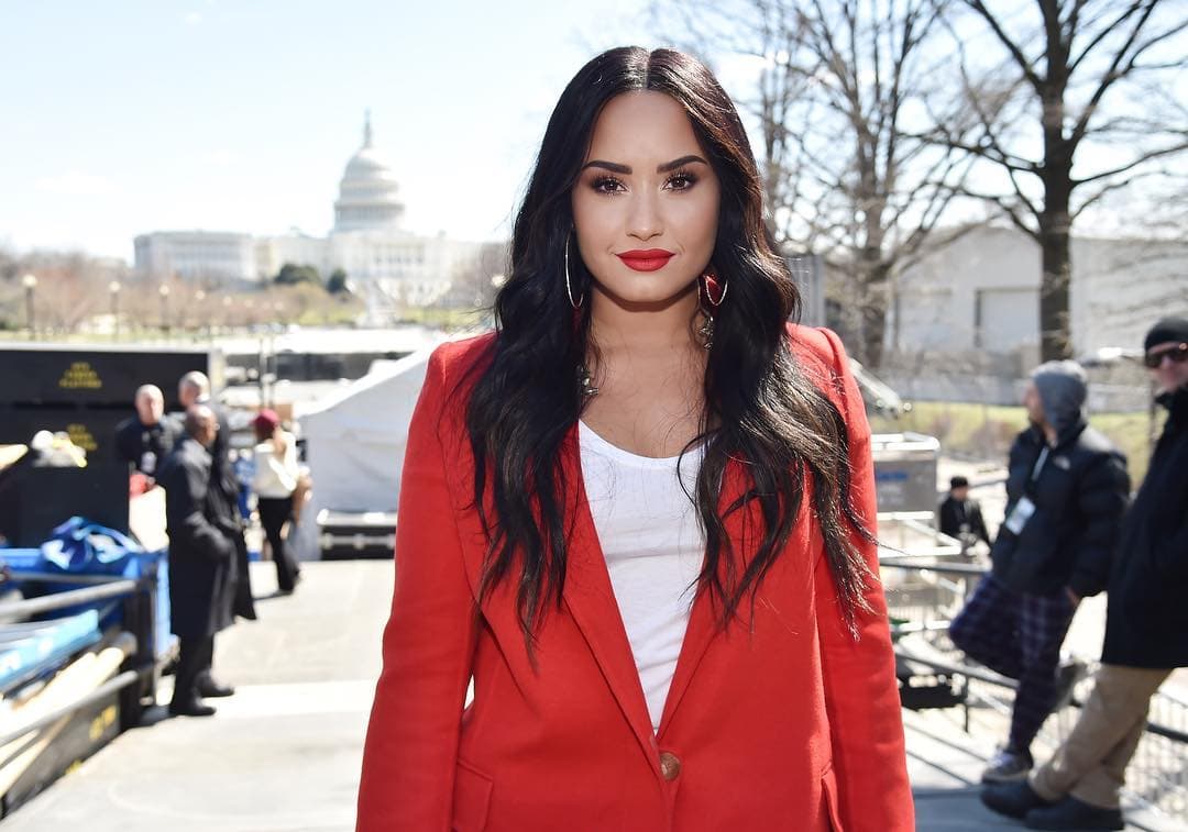 ¿Abandonó la rehabilitación? Así luce Demi Lovato a tres meses de su sobredosis