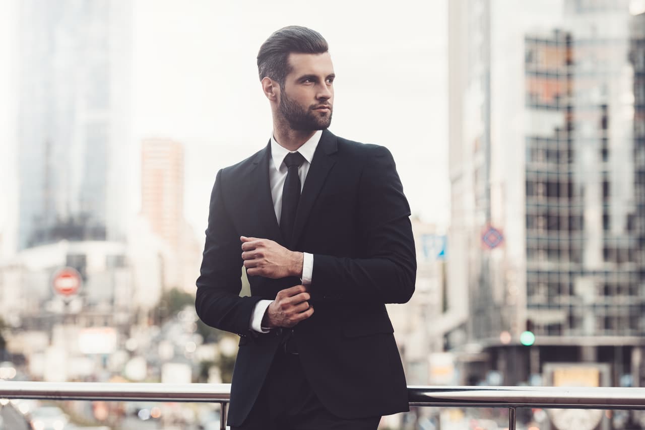 Cómo conquistar al tradicional y ambicioso hombre Capricornio